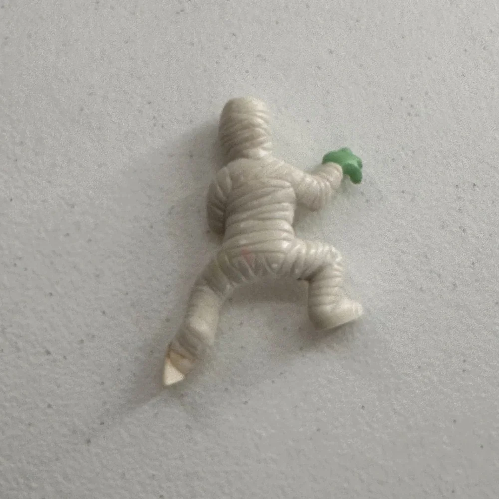 Heartline vintage mummy
